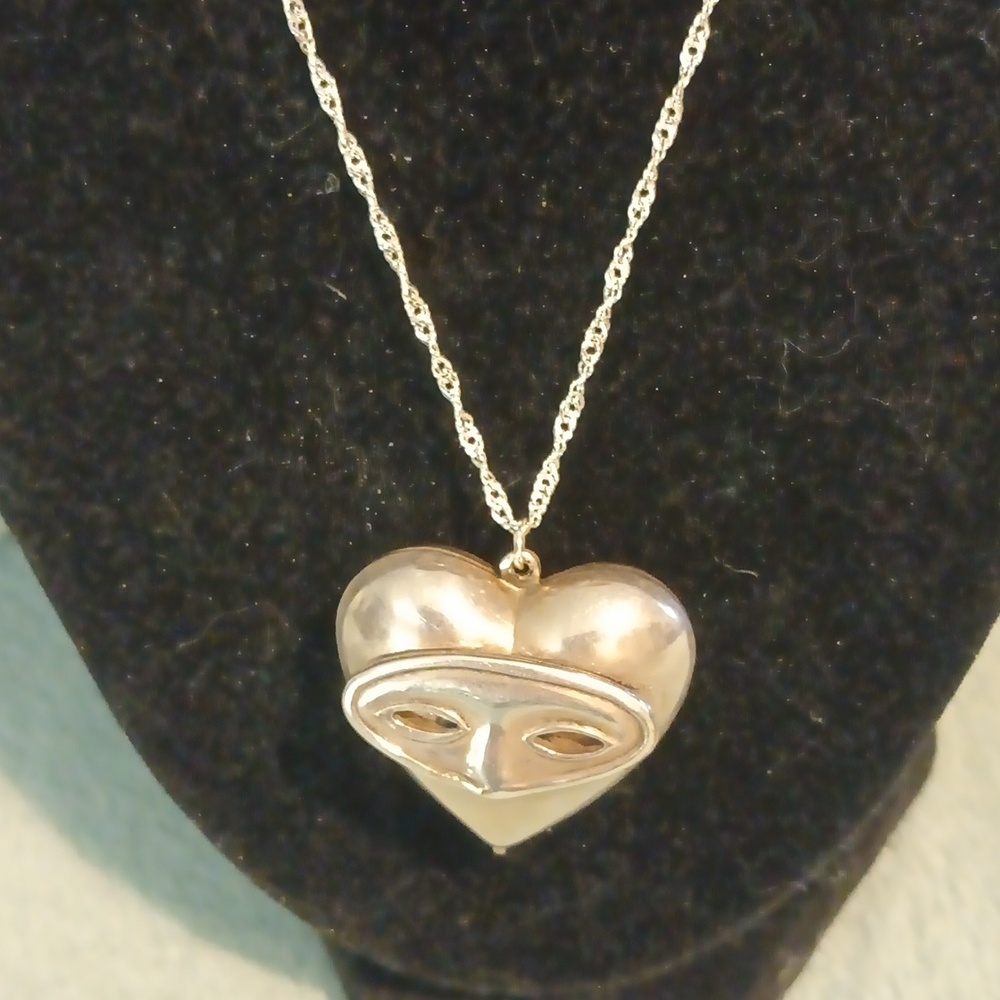 Elegant Silver Heart Necklace